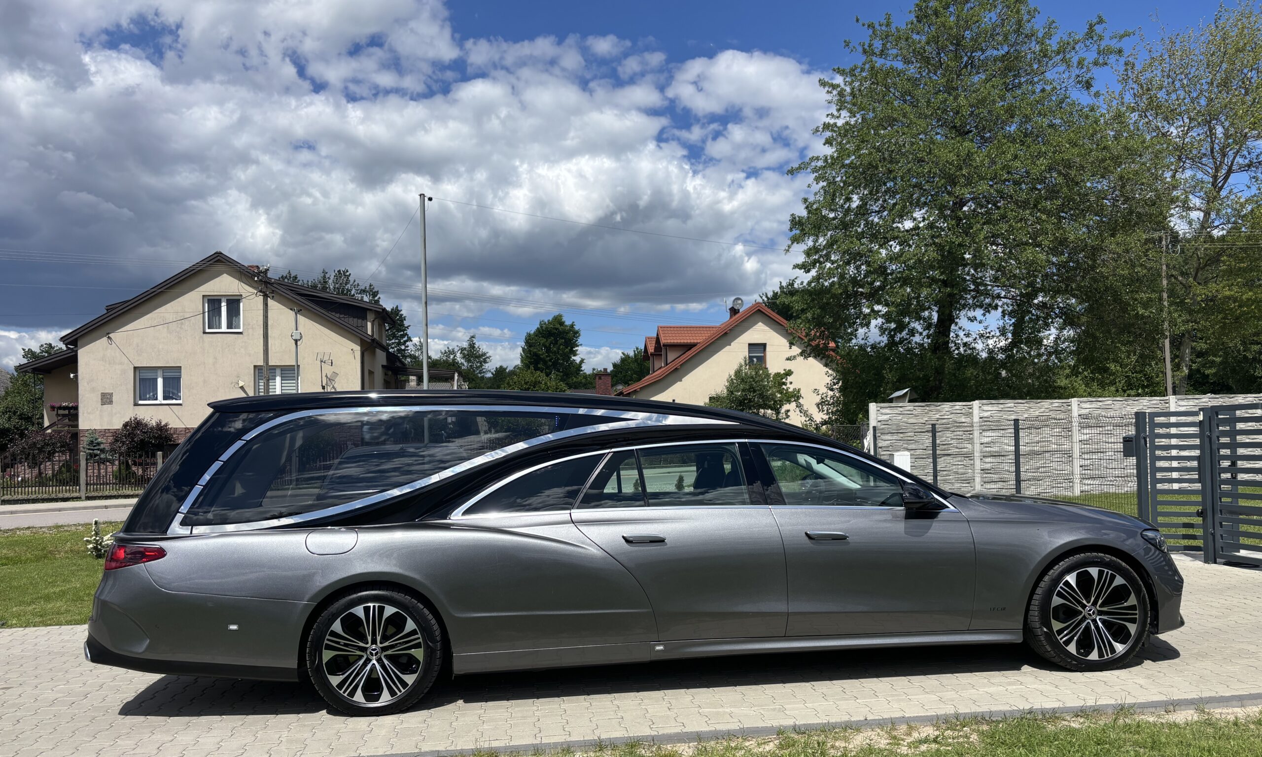Mercedes214VFcar1