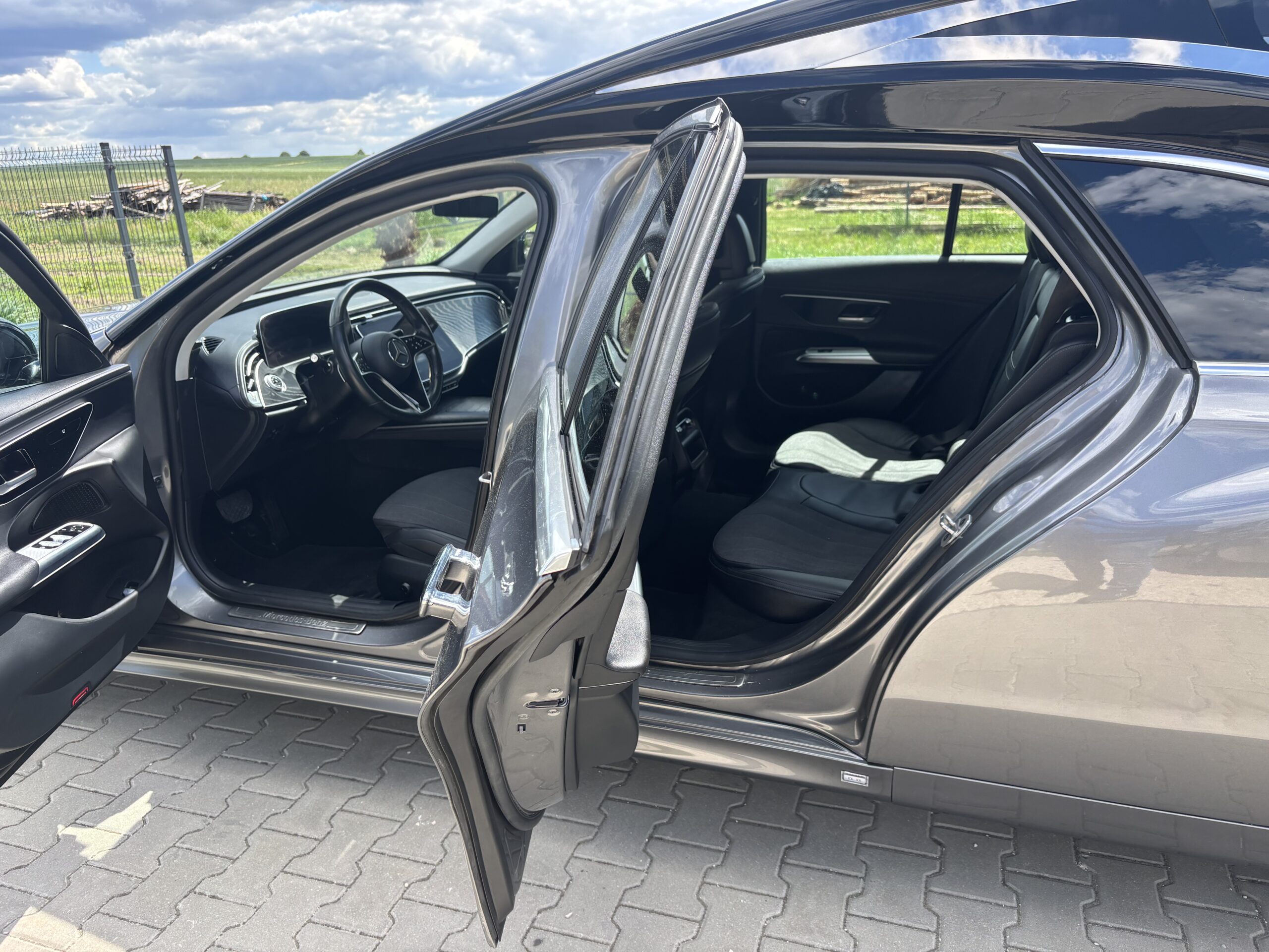 Mercedes214VFcar7