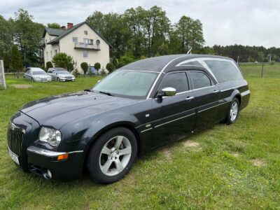 Chrysler300C-Czarny